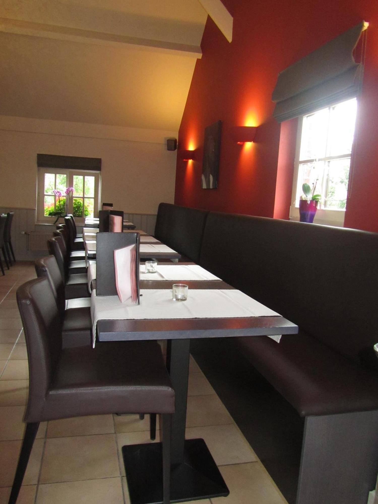 Hotel Klein Nederlo Vlezenbeek Экстерьер фото